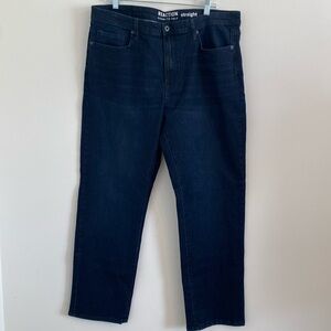 Kenneth Cole Reaction Straight Dark Wash  Denim Jean 36/30